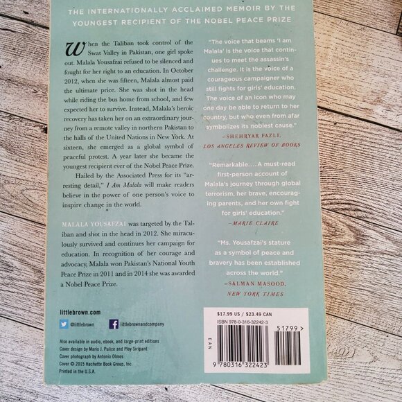 Secrets of a Dog Trainer: Positive Problem Solving for a Well-Behaved Dog - Picture 2 of 4